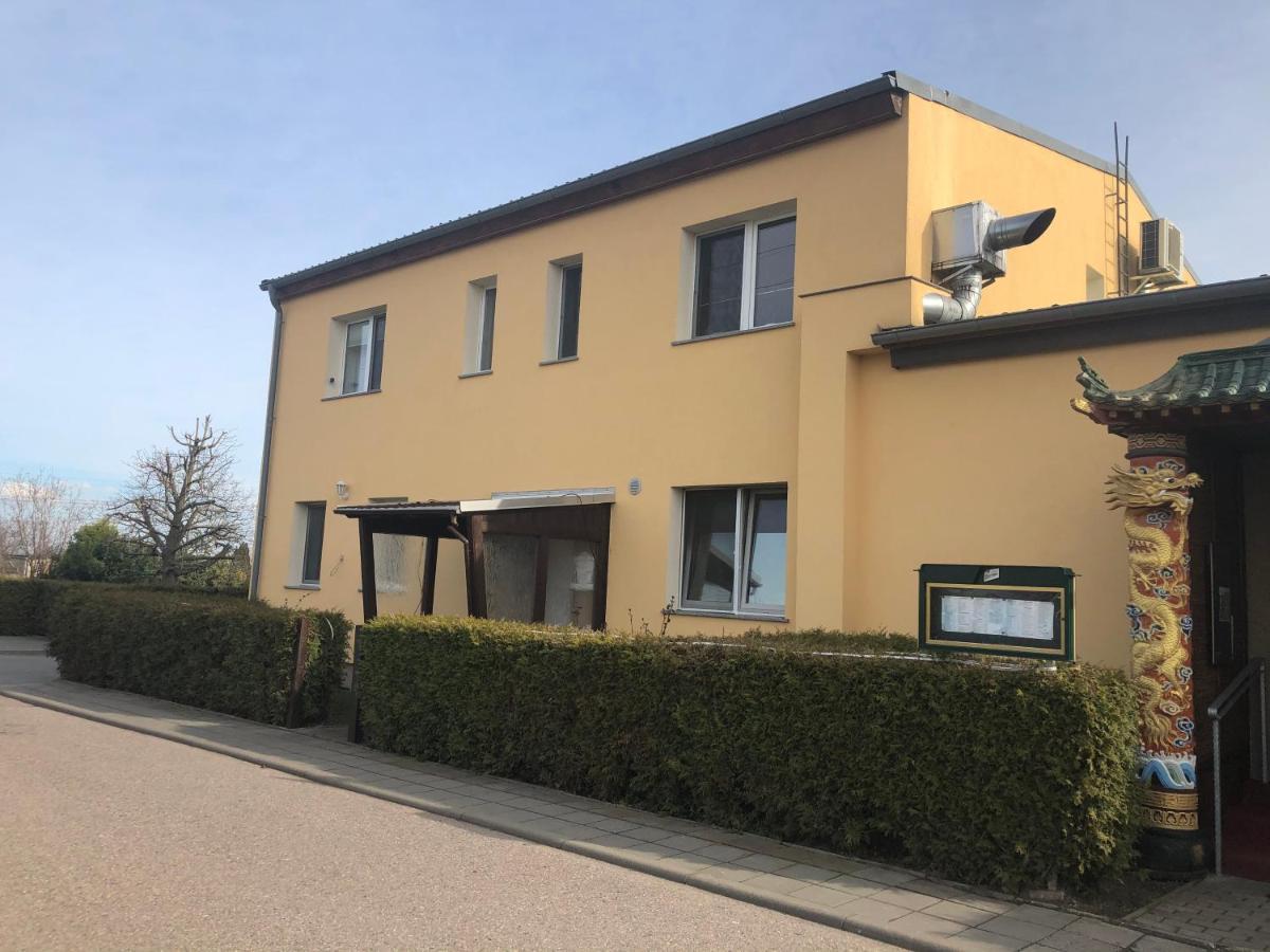 Asiatisches Landhaus Braunsbedra Esterno foto