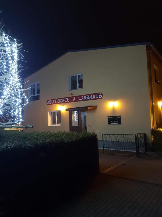 Asiatisches Landhaus Braunsbedra Esterno foto